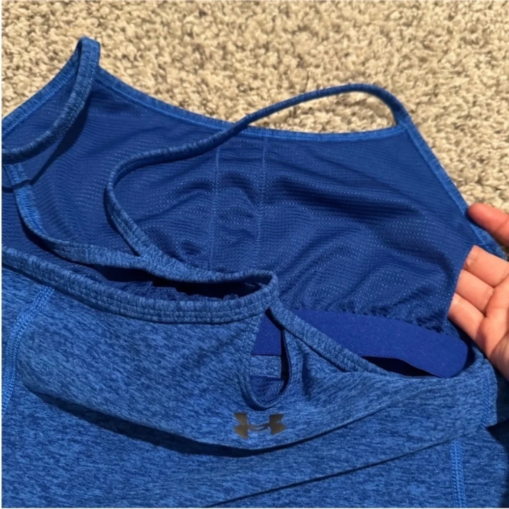 Under Armour Women’s blue Racerback tank top - Picture 3 of 4